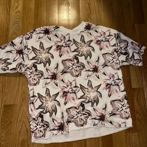 Forever 21 floral top